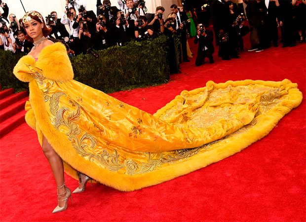rihanna-met-gala-2015